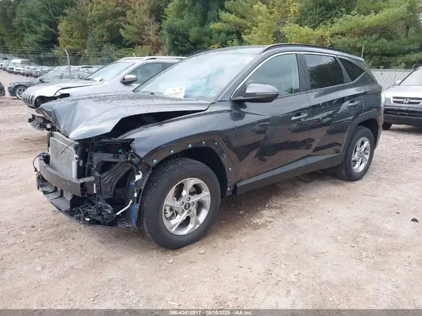 5NMJBCAE8PH287334 2023 HYUNDAI TUCSON - Image 2