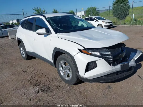 5NMJBCAE9NH030776 2022 HYUNDAI TUCSON - Image 1