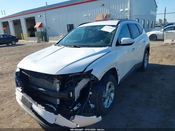 5NMJBCAE9NH030776 2022 HYUNDAI TUCSON - Image 2
