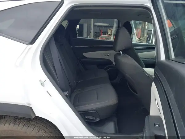5NMJBCAE9NH031409 2022 HYUNDAI TUCSON - Image 8
