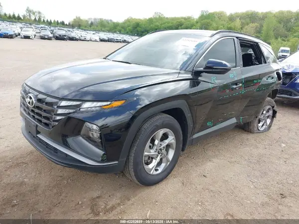 5NMJBCAE9NH038148 2022 HYUNDAI TUCSON - Image 2