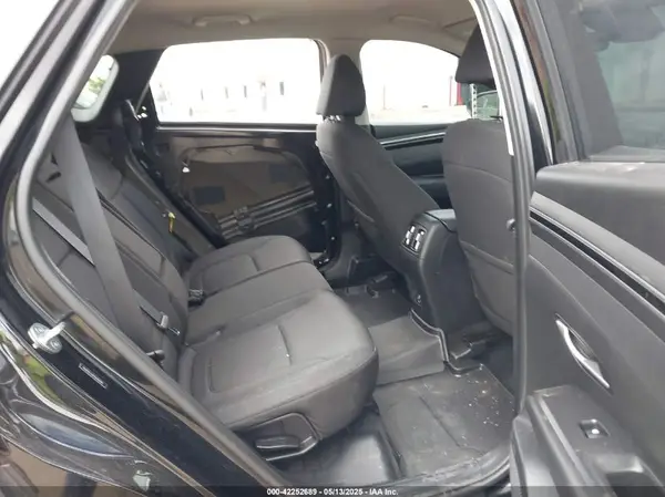 5NMJBCAE9NH038148 2022 HYUNDAI TUCSON - Image 8