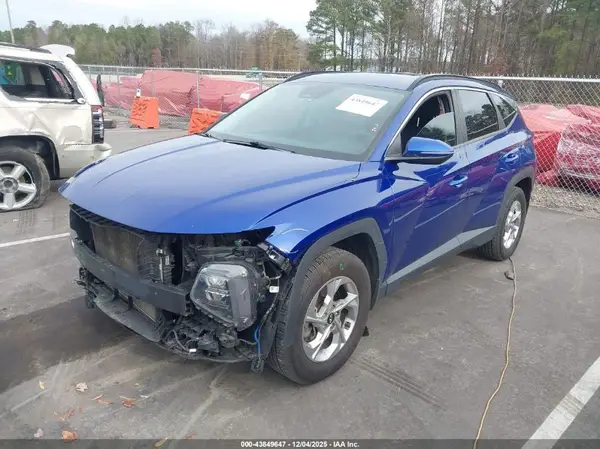 5NMJBCAE9NH038604 2022 HYUNDAI TUCSON - Image 2