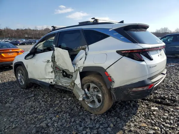 5NMJBCAE9NH046458 2022 HYUNDAI TUCSON - Image 2