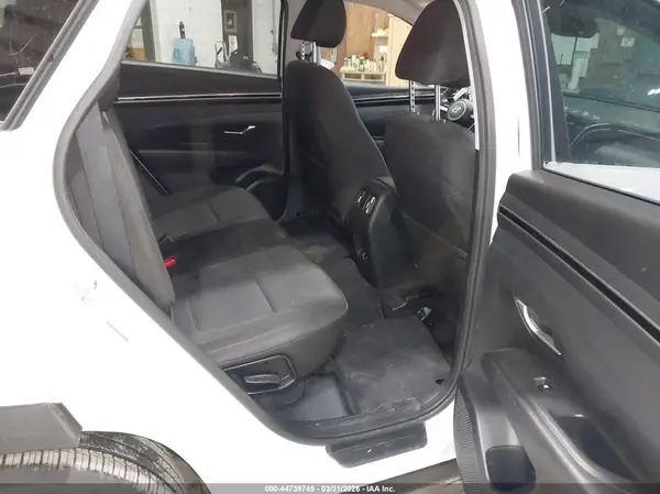 5NMJBCAE9NH047383 2022 HYUNDAI TUCSON - Image 8