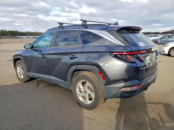 5NMJBCAE9NH057928 2022 HYUNDAI TUCSON - Image 2