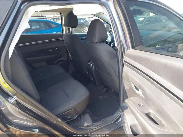 5NMJBCAE9NH084174 2022 HYUNDAI TUCSON - Image 8