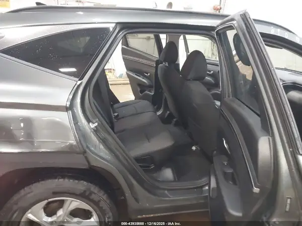 5NMJBCAE9NH120395 2022 HYUNDAI TUCSON - Image 8
