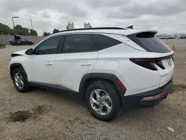 5NMJBCAE9NH127363 2022 HYUNDAI TUCSON - Image 2