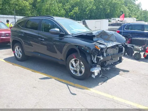 5NMJBCAE9NH150528 2022 HYUNDAI TUCSON - Image 1