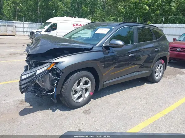 5NMJBCAE9NH150528 2022 HYUNDAI TUCSON - Image 2