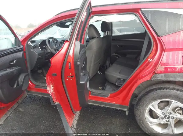 5NMJBCAE9PH185198 2023 HYUNDAI TUCSON - Image 8