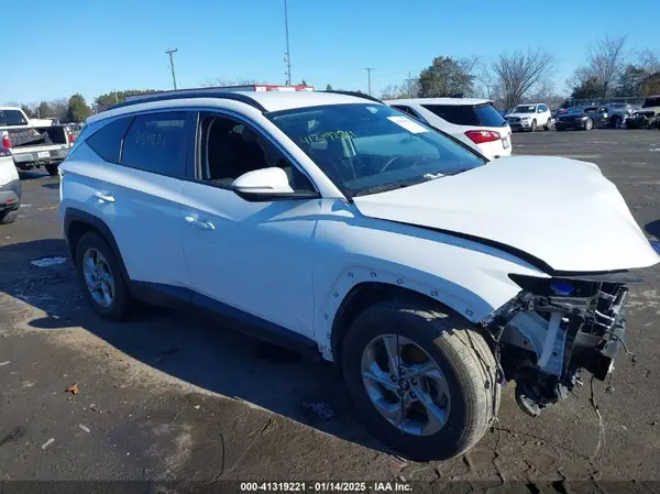5NMJBCAE9PH186559 2023 HYUNDAI TUCSON - Image 1