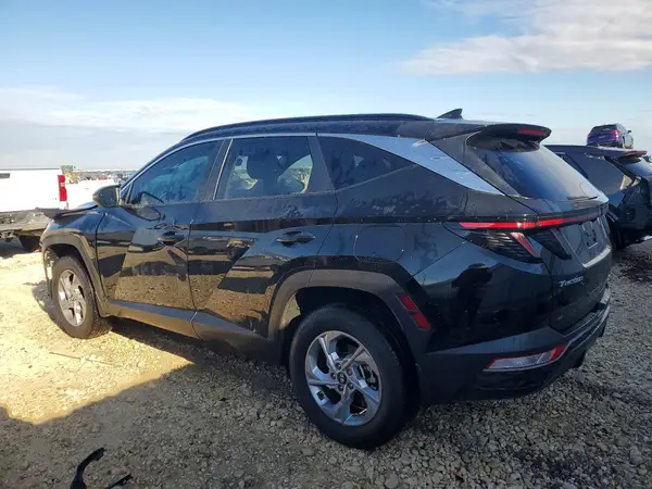 5NMJBCAE9PH256044 2023 HYUNDAI TUCSON - Image 2