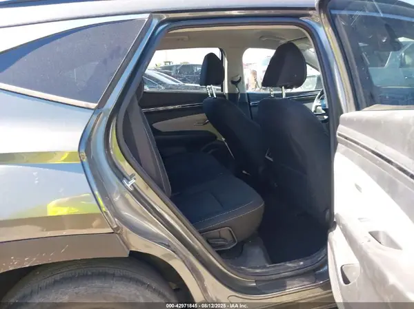 5NMJBCAE9PH270896 2023 HYUNDAI TUCSON - Image 8