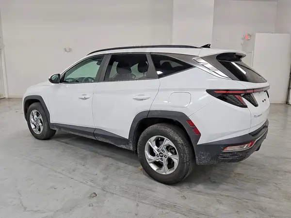 5NMJBCAEXNH031399 2022 HYUNDAI TUCSON - Image 2