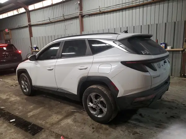 5NMJBCAEXNH036800 2022 HYUNDAI TUCSON - Image 2