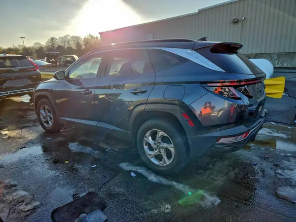 5NMJBCAEXNH058196 2022 HYUNDAI TUCSON - Image 2