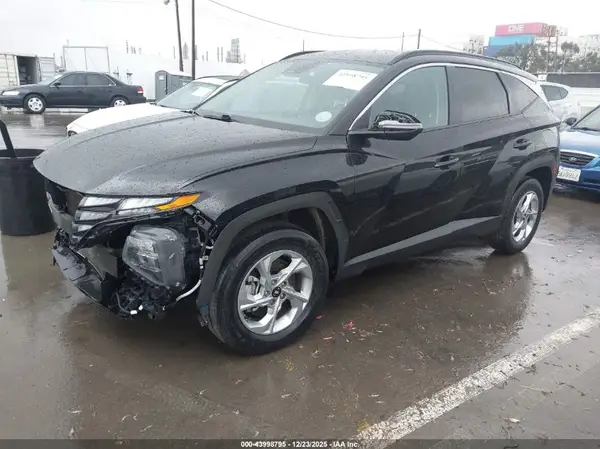 5NMJBCAEXNH098696 2022 HYUNDAI TUCSON - Image 2
