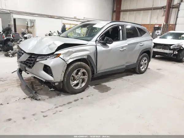 5NMJBCAEXNH116226 2022 HYUNDAI TUCSON - Image 2