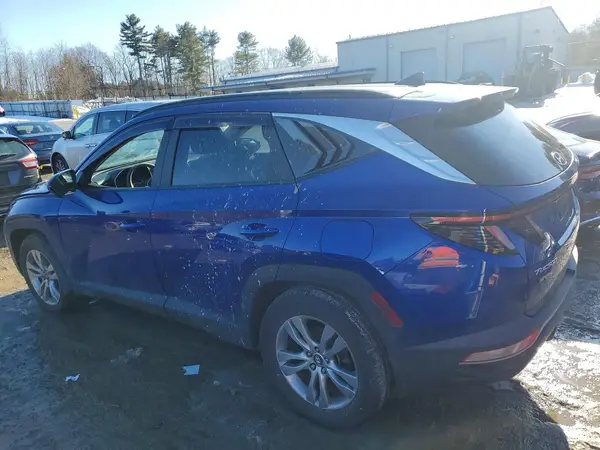 5NMJBCAEXNH125623 2022 HYUNDAI TUCSON - Image 2