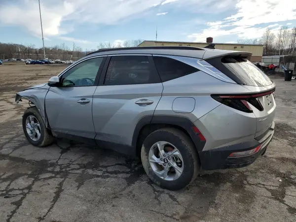 5NMJBCAEXNH144057 2022 HYUNDAI TUCSON - Image 2