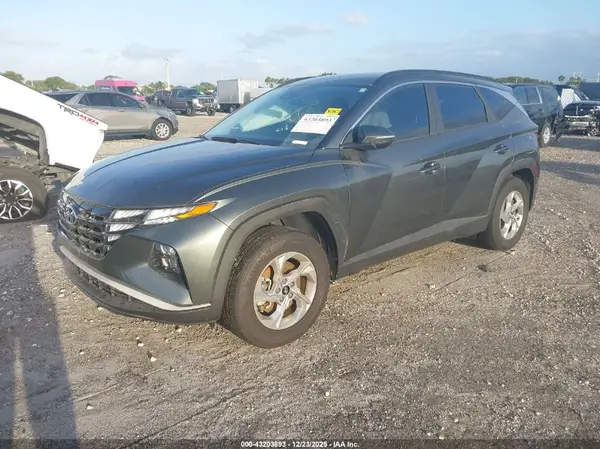 5NMJBCAEXNH146987 2022 HYUNDAI TUCSON - Image 2
