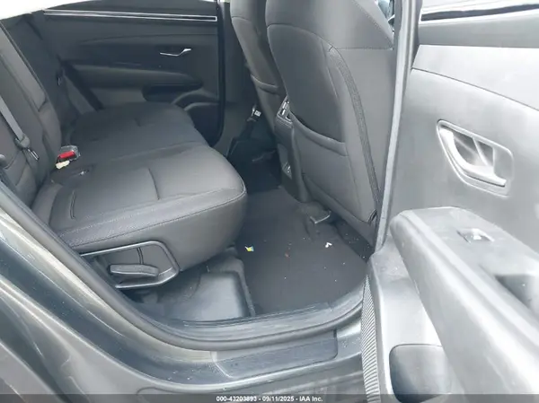 5NMJBCAEXNH146987 2022 HYUNDAI TUCSON - Image 8