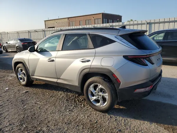 5NMJBCAEXNH150585 2022 HYUNDAI TUCSON - Image 2