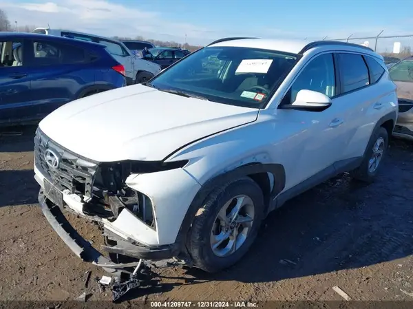 5NMJBCAEXNH155625 2022 HYUNDAI TUCSON - Image 2