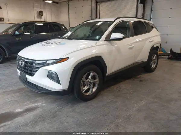 5NMJBCAEXPH205815 2023 HYUNDAI TUCSON - Image 2