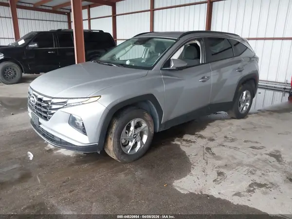 5NMJBCDE0RH321829 2024 HYUNDAI TUCSON - Image 2