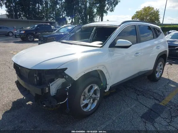 5NMJBCDE0RH322706 2024 HYUNDAI TUCSON - Image 2