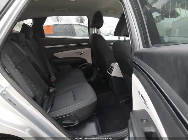 5NMJBCDE0RH327999 2024 HYUNDAI TUCSON - Image 8
