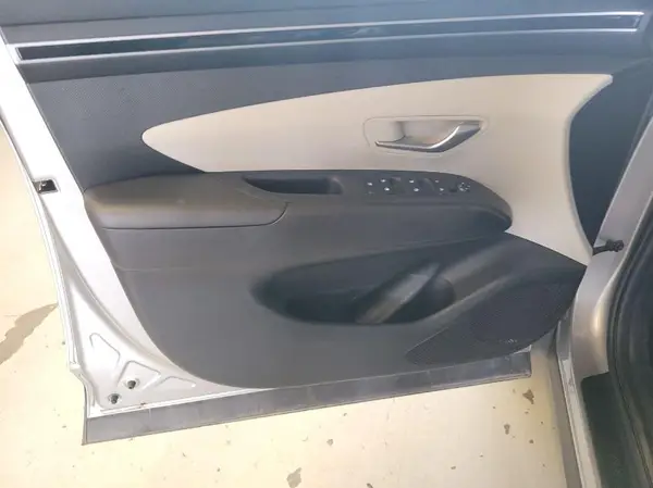 5NMJBCDE0RH383828 2024 HYUNDAI TUCSON - Image 2