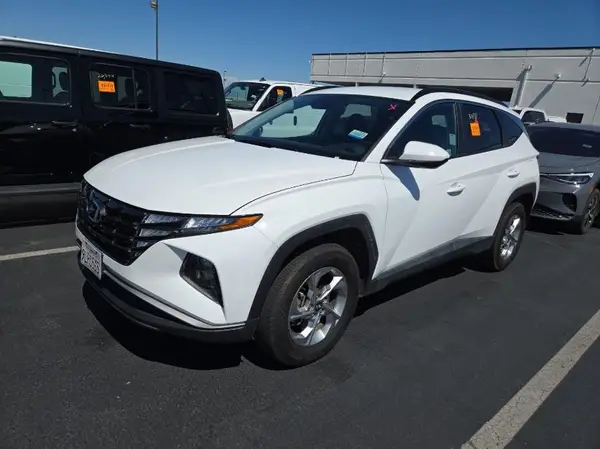 5NMJBCDE0RH384008 2024 HYUNDAI TUCSON - Image 2