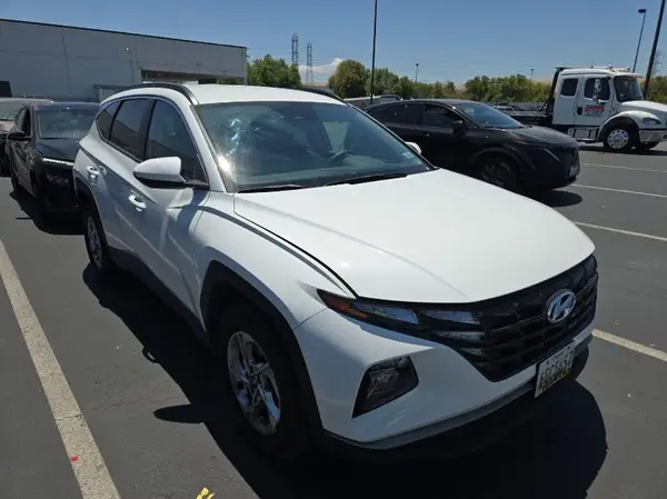 5NMJBCDE0RH386826 2024 HYUNDAI TUCSON - Image 2