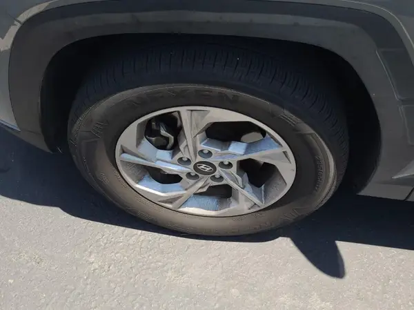 5NMJBCDE0RH389323 2024 HYUNDAI TUCSON - Image 2