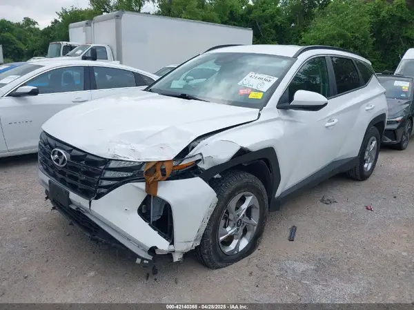 5NMJBCDE1RH295953 2024 HYUNDAI TUCSON - Image 2