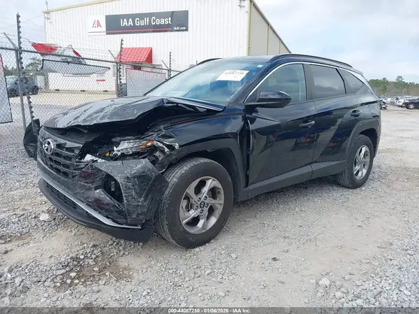 5NMJBCDE1RH323783 2024 HYUNDAI TUCSON - Image 2
