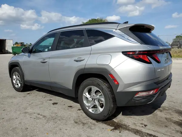 5NMJBCDE1RH387810 2024 HYUNDAI TUCSON - Image 2