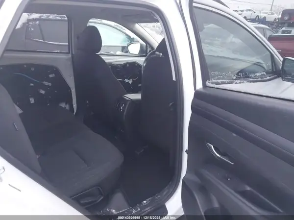 5NMJBCDE1TH607647 2026 HYUNDAI TUCSON - Image 8