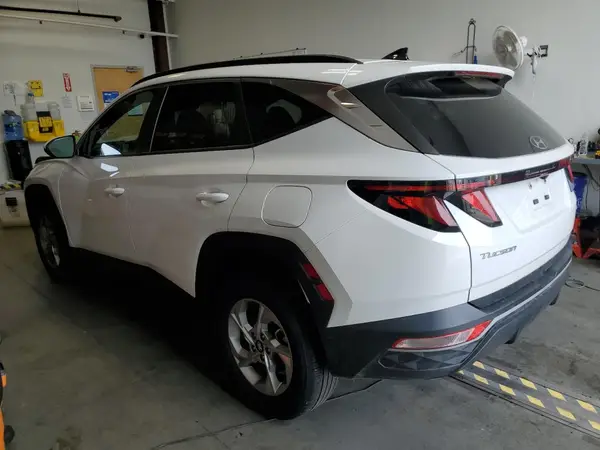 5NMJBCDE2RH325414 2024 HYUNDAI TUCSON - Image 2
