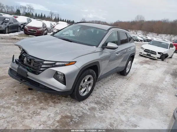 5NMJBCDE2RH347574 2024 HYUNDAI TUCSON - Image 2
