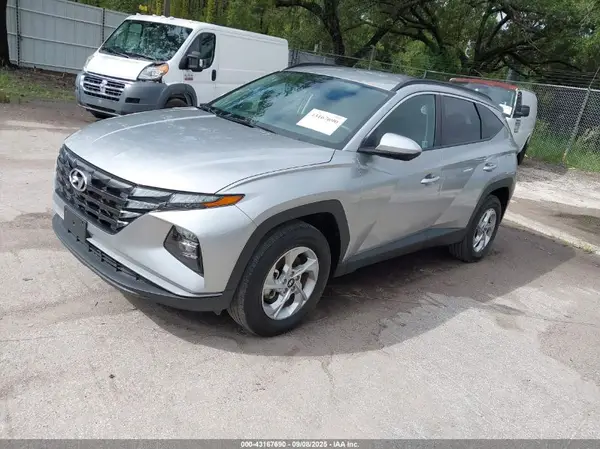 5NMJBCDE2RH387749 2024 HYUNDAI TUCSON - Image 2