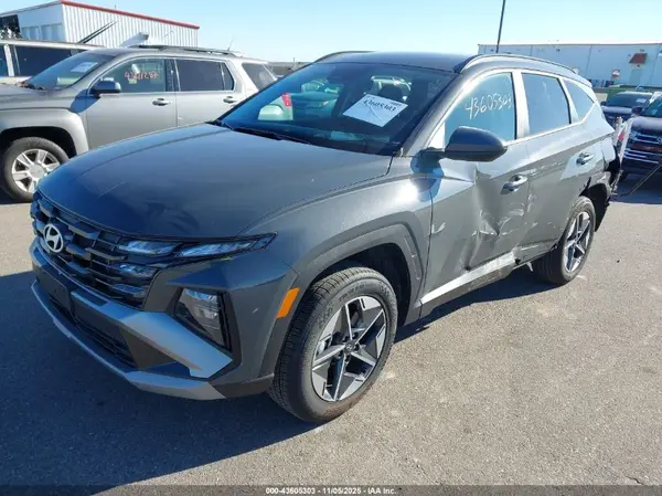 5NMJBCDE2SH519642 2025 HYUNDAI TUCSON - Image 2