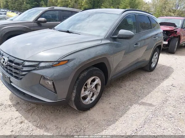 5NMJBCDE3RH306306 2024 HYUNDAI TUCSON - Image 2