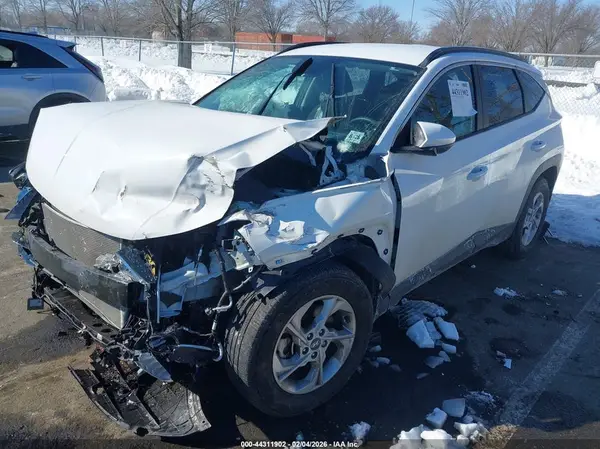 5NMJBCDE3RH310176 2024 HYUNDAI TUCSON - Image 2