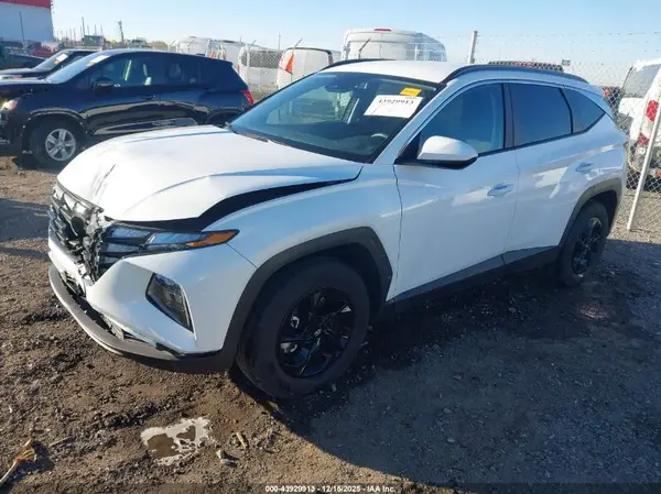 5NMJBCDE3RH332940 2024 HYUNDAI TUCSON - Image 2