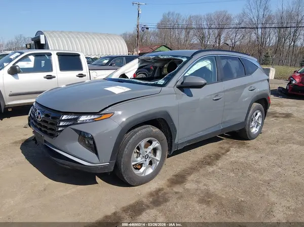 5NMJBCDE3RH334090 2024 HYUNDAI TUCSON - Image 2
